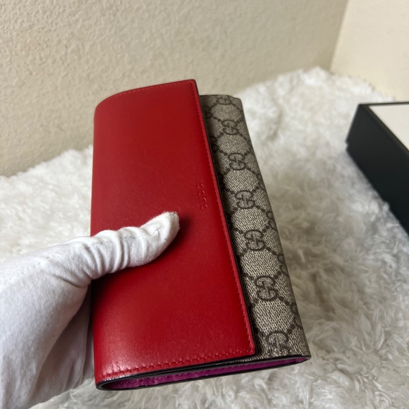 Gucci Supreme Wallet - Picture 7 of 7